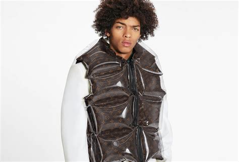 lv body warmer